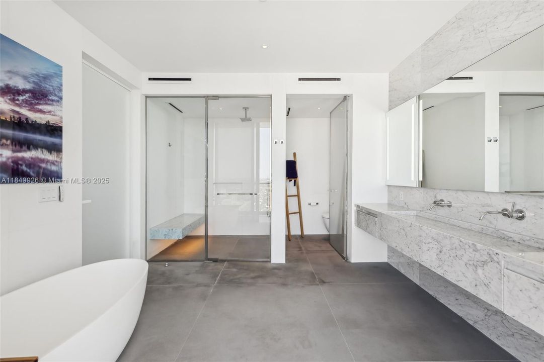 En Renta: $22,000 (3 camas, 3 baños, 2913 Pies cuadrados)