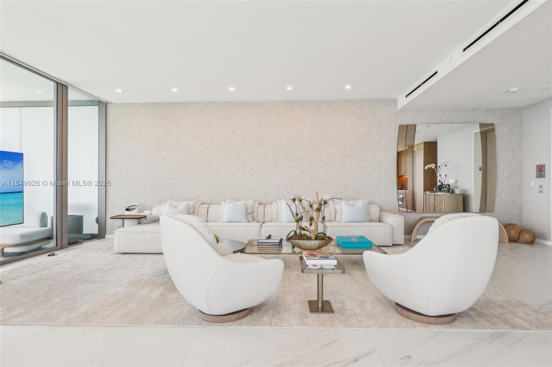 En Renta: $22,000 (3 camas, 3 baños, 2913 Pies cuadrados)