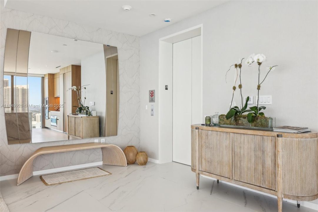 En Renta: $22,000 (3 camas, 3 baños, 2913 Pies cuadrados)