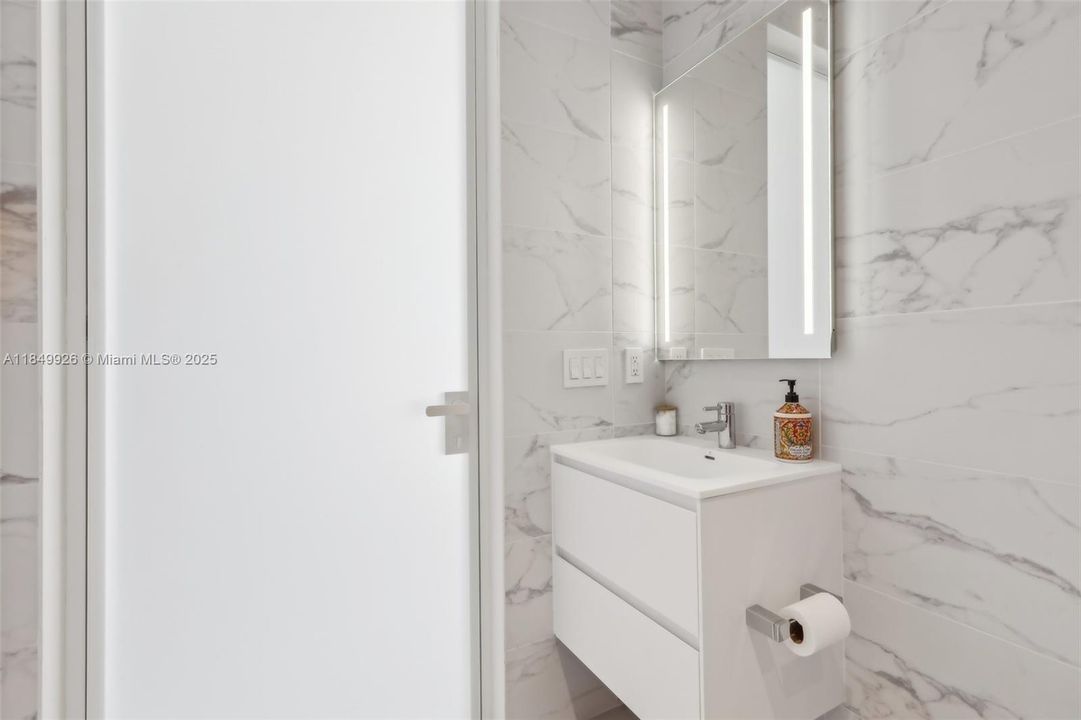 En Renta: $22,000 (3 camas, 3 baños, 2913 Pies cuadrados)