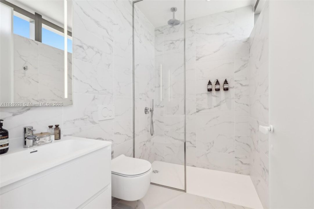 En Renta: $22,000 (3 camas, 3 baños, 2913 Pies cuadrados)