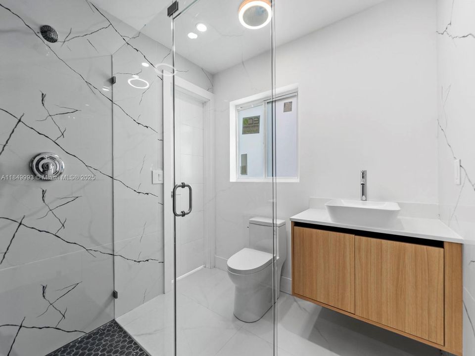 For Sale: $1,499,999 (0 beds, 0 baths, 2494 Square Feet)