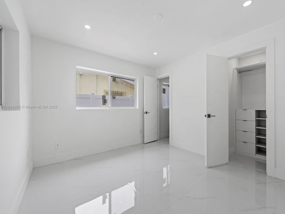 For Sale: $1,499,999 (0 beds, 0 baths, 2494 Square Feet)