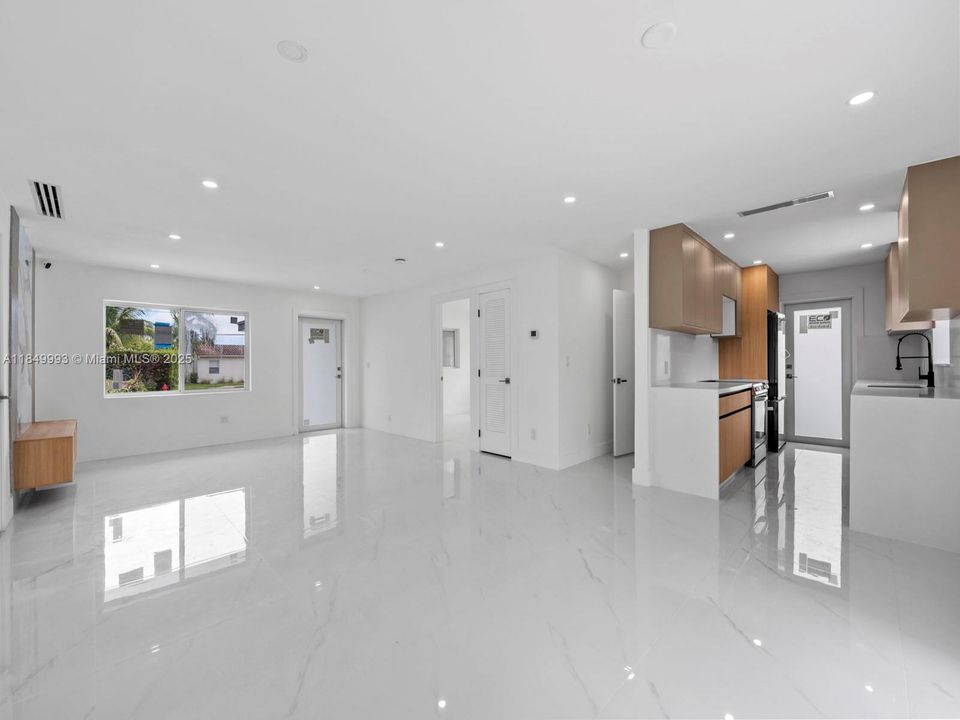 For Sale: $1,499,999 (0 beds, 0 baths, 2494 Square Feet)