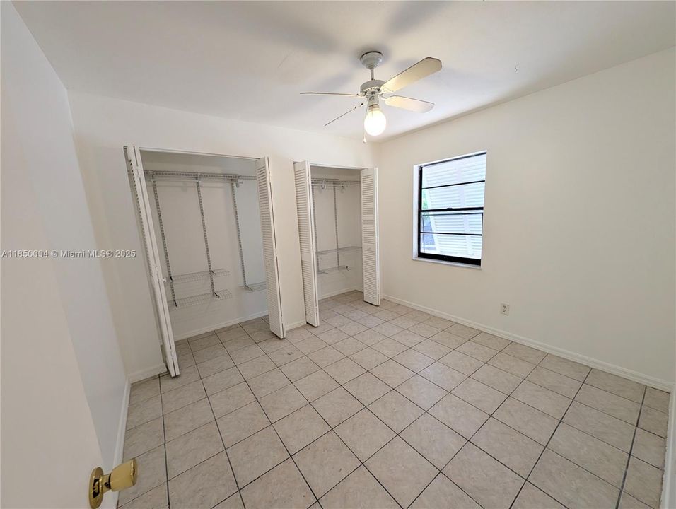 For Sale: $950,000 (0 beds, 0 baths, 2400 Square Feet)