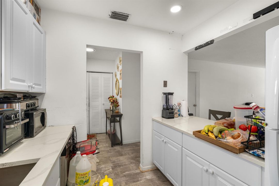 2291-Linton-Ridge-Cir-Apt-B4-HigMedia-01