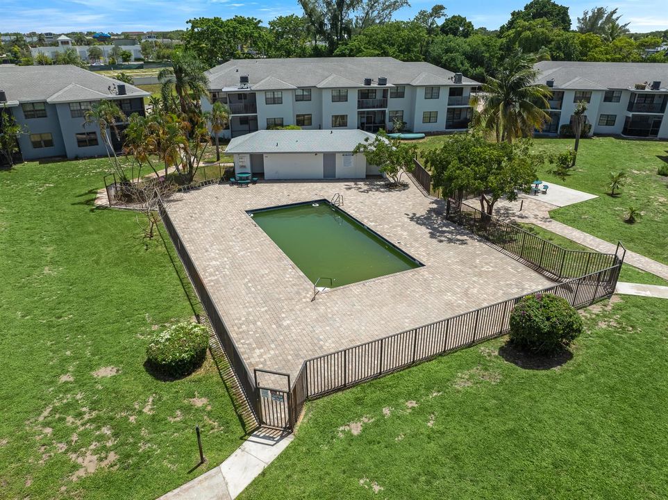 2291-Linton-Ridge-Cir-Apt-B4-HigMedia-02