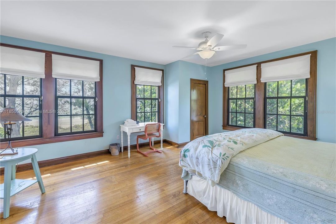 待售: $4,500,000 (0 贝兹, 0 浴室, 3090 平方英尺)