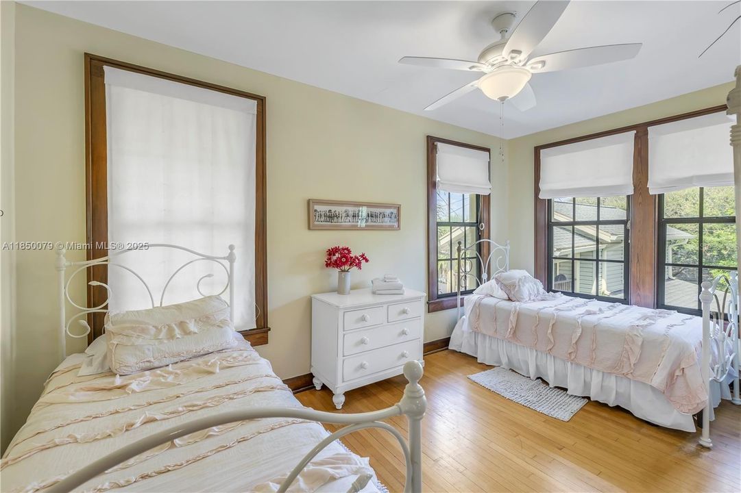 待售: $4,500,000 (0 贝兹, 0 浴室, 3090 平方英尺)