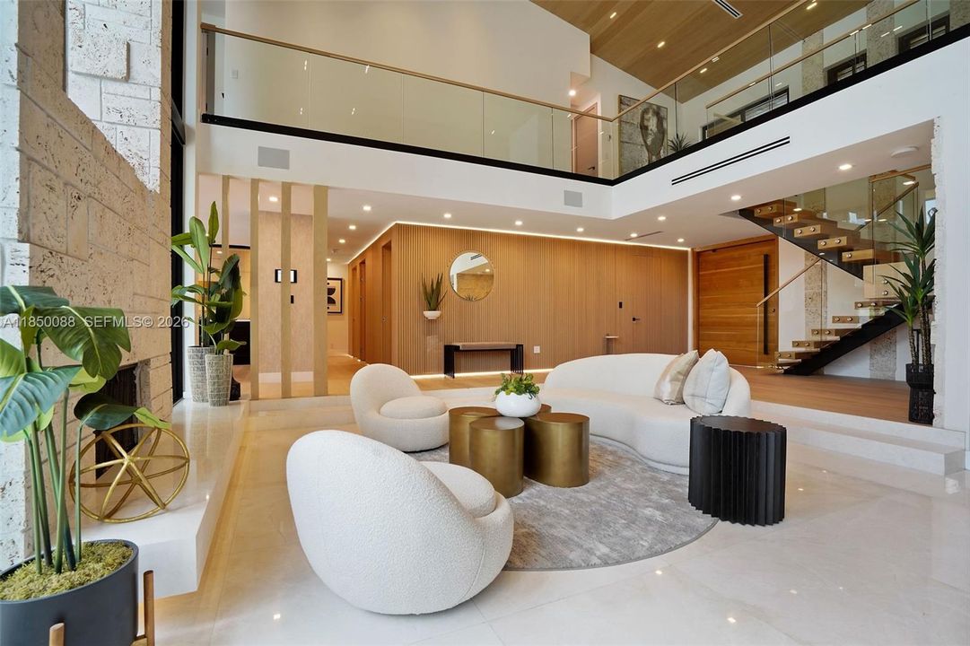 В аренду: $45,000 (5 спален, 6 ванн, 3955 Квадратных фут)