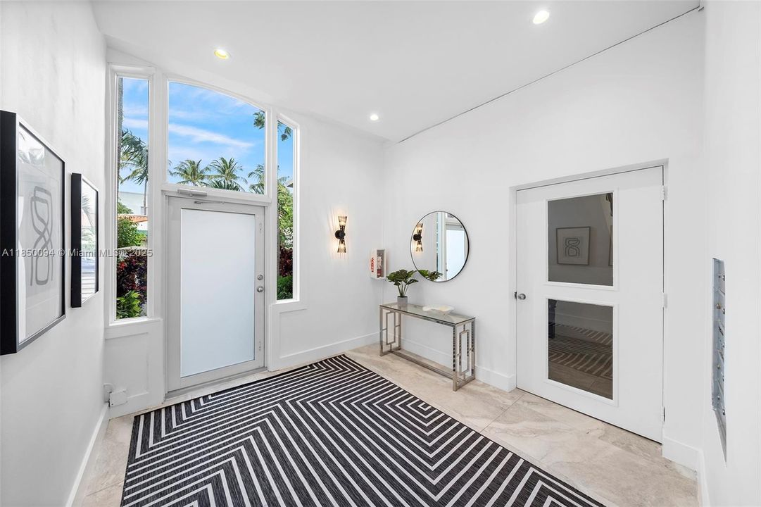 待售: $585,000 (2 贝兹, 2 浴室, 920 平方英尺)