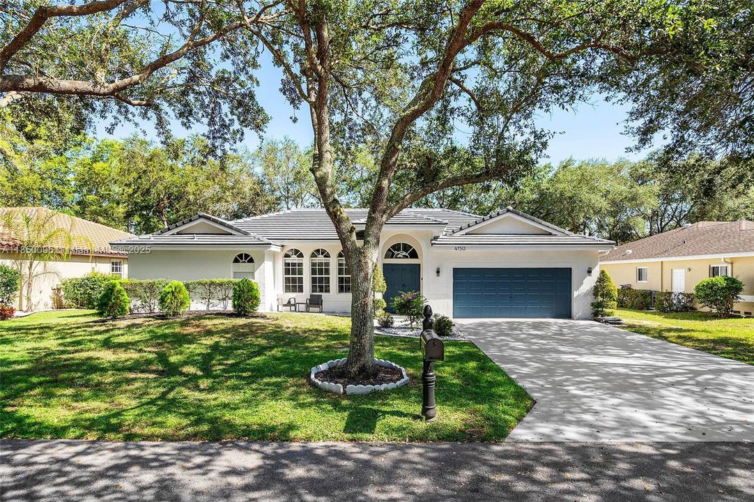 Vendido Recientemente: $720,000 (4 camas, 2 baños, 2051 Pies cuadrados)