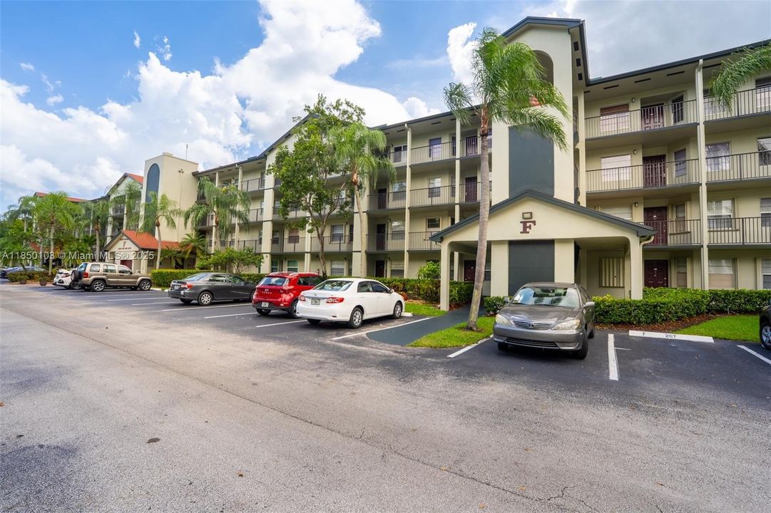 Vendido Recientemente: $117,000 (1 camas, 1 baños, 575 Pies cuadrados)