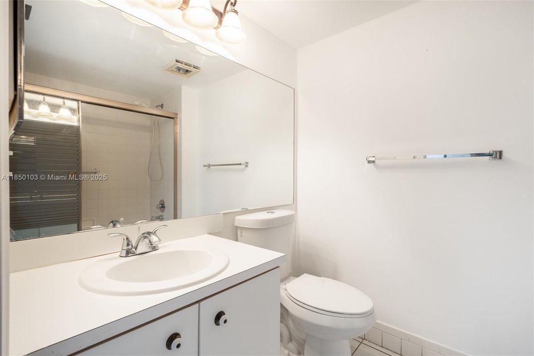 Vendido Recientemente: $117,000 (1 camas, 1 baños, 575 Pies cuadrados)