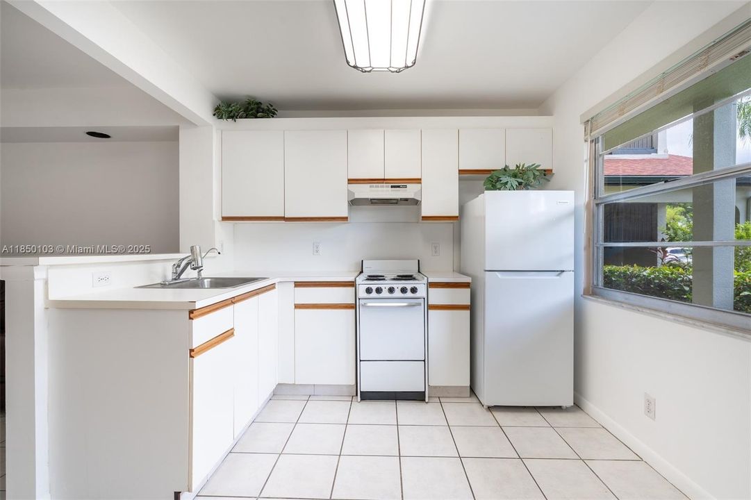 Vendido Recientemente: $117,000 (1 camas, 1 baños, 575 Pies cuadrados)