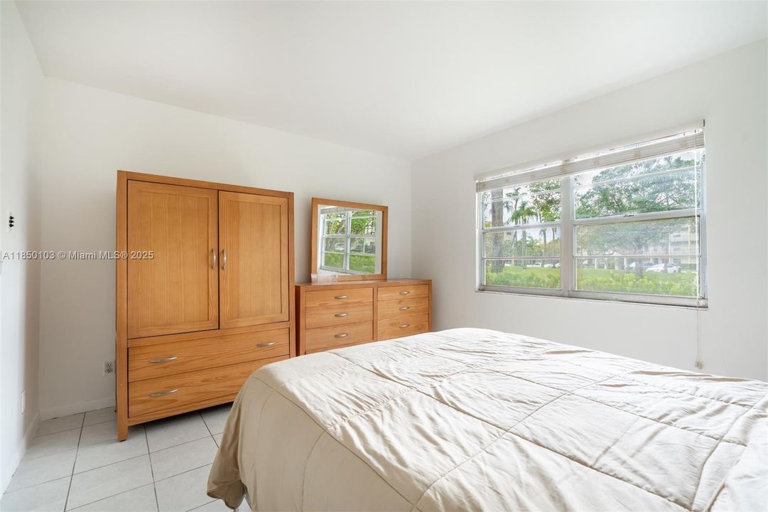 Vendido Recientemente: $117,000 (1 camas, 1 baños, 575 Pies cuadrados)