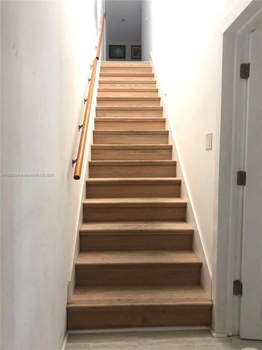 For Rent: $15,500 (7 beds, 6 baths, 4550 Square Feet)