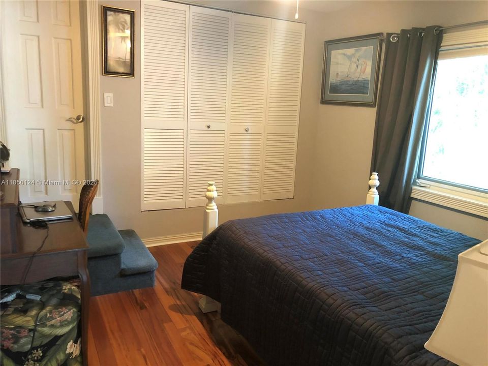 For Rent: $15,500 (7 beds, 6 baths, 4550 Square Feet)