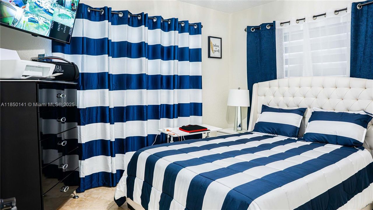 Недавно продано: $599,900 (3 спален, 2 ванн, 1648 Квадратных фут)