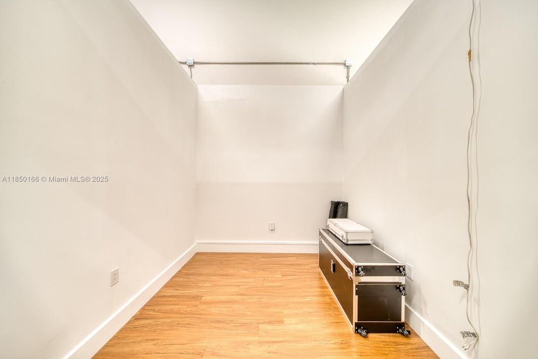 На продажу: $100,000 (0 спален, 0 ванн, 0 Квадратных фут)