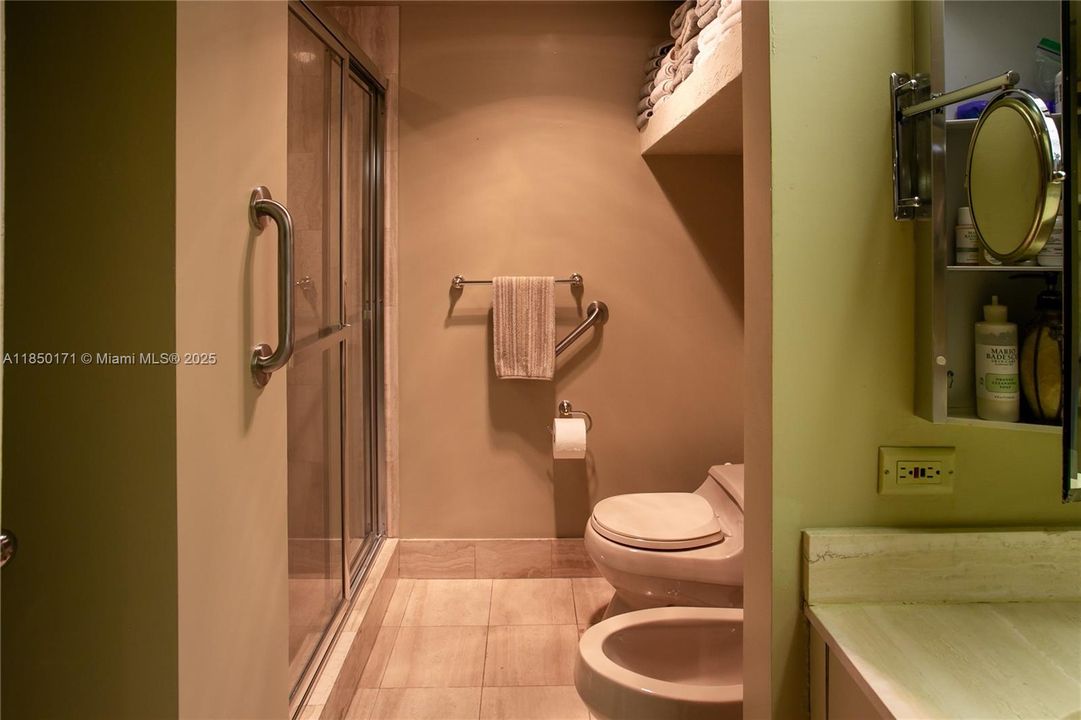 最近售出: $499,000 (2 贝兹, 2 浴室, 1622 平方英尺)