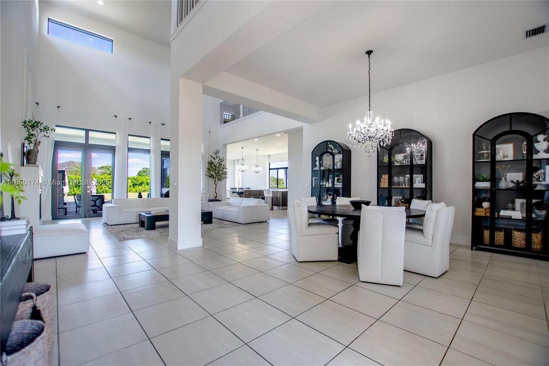 待售: $2,599,000 (5 贝兹, 4 浴室, 4713 平方英尺)