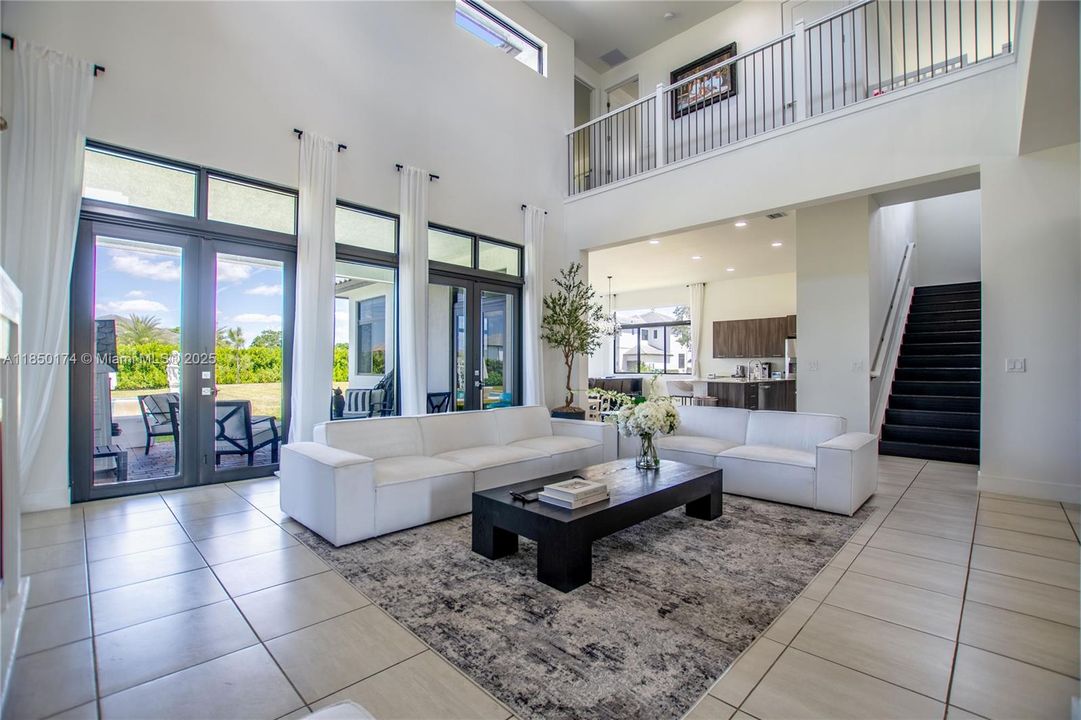 待售: $2,599,000 (5 贝兹, 4 浴室, 4713 平方英尺)