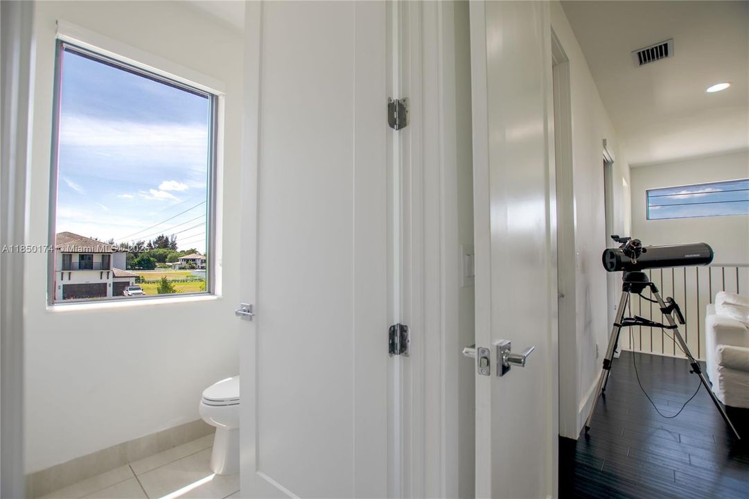 待售: $2,599,000 (5 贝兹, 4 浴室, 4713 平方英尺)