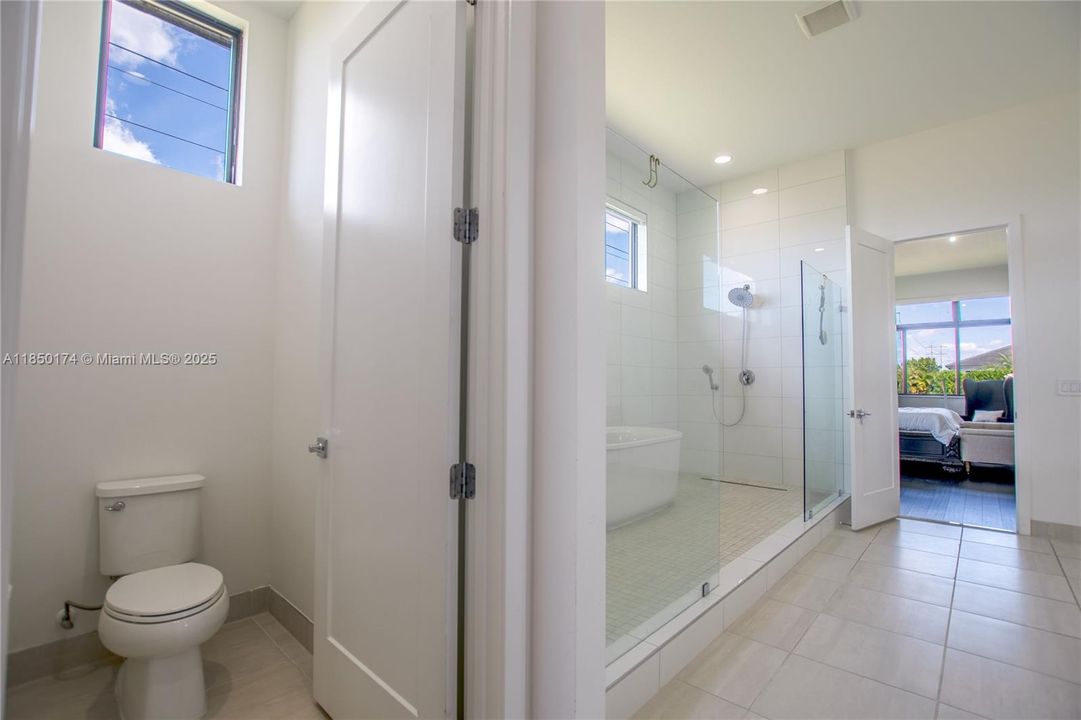 待售: $2,599,000 (5 贝兹, 4 浴室, 4713 平方英尺)