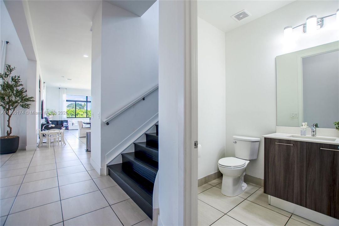 待售: $2,599,000 (5 贝兹, 4 浴室, 4713 平方英尺)