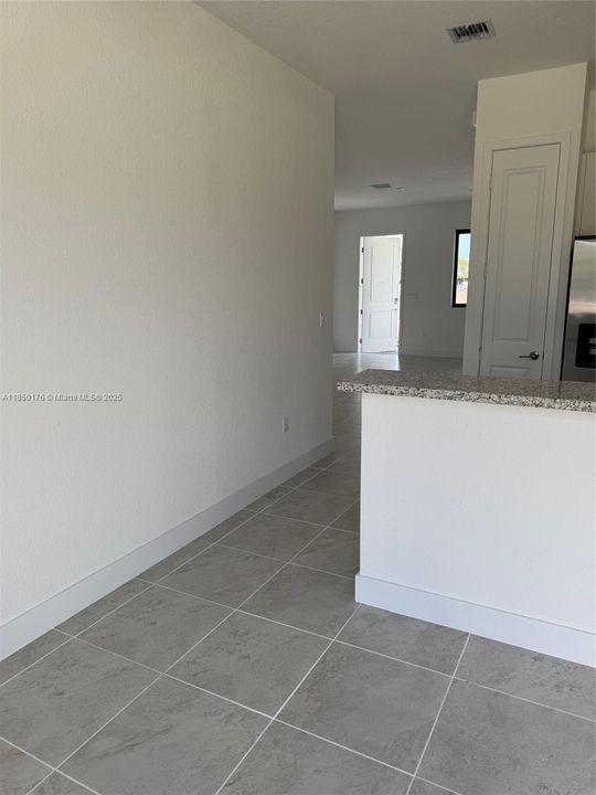 На продажу: $633,990 (4 спален, 2 ванн, 0 Квадратных фут)