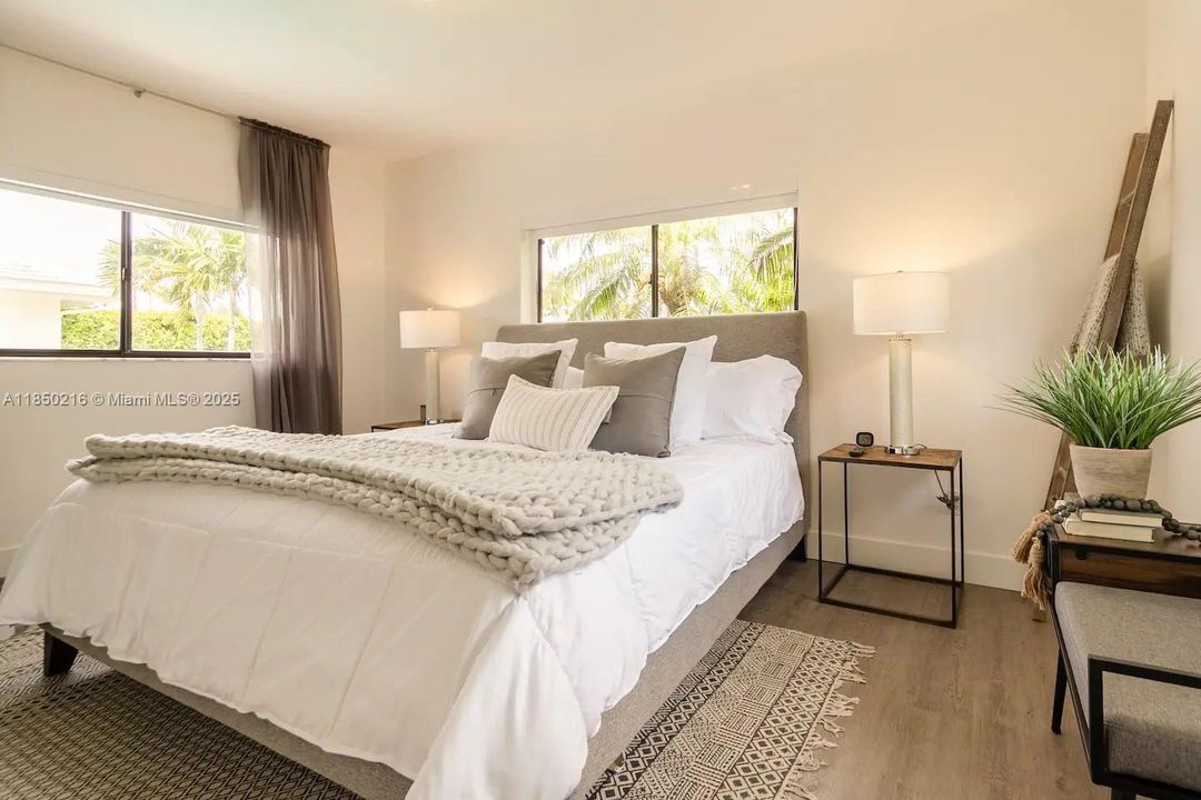 Active With Contract: $18,000 (4 beds, 3 baths, 2196 Square Feet)