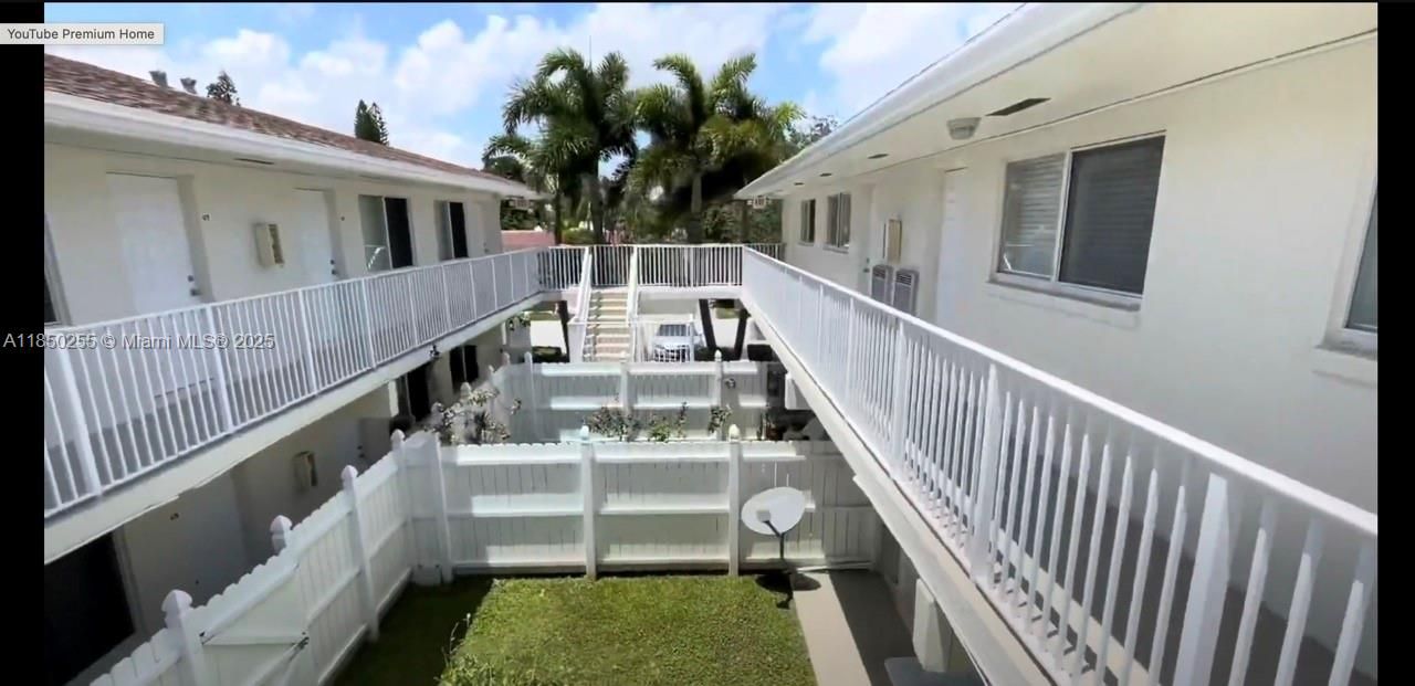 最近售出: $165,000 (1 贝兹, 1 浴室, 511 平方英尺)