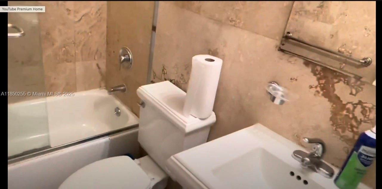 最近售出: $165,000 (1 贝兹, 1 浴室, 511 平方英尺)