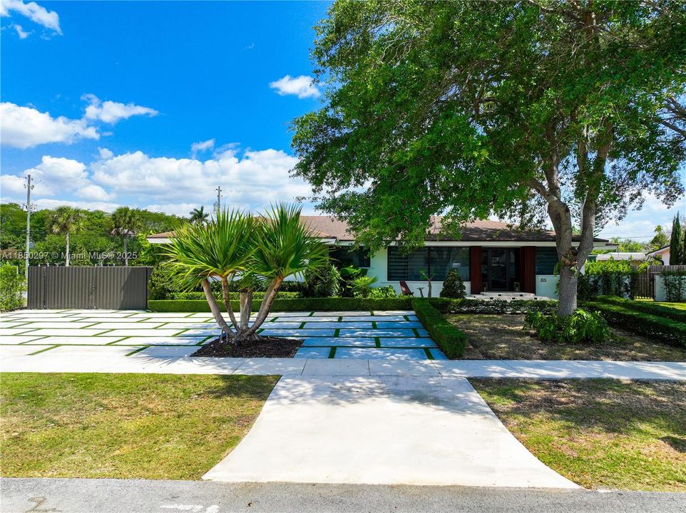 Недавно продано: $675,000 (3 спален, 2 ванн, 1831 Квадратных фут)