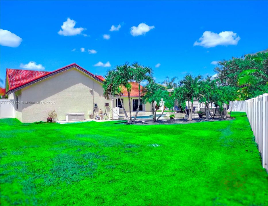 Recently Rented: $4,985 (4 beds, 2 baths, 3489 Square Feet)