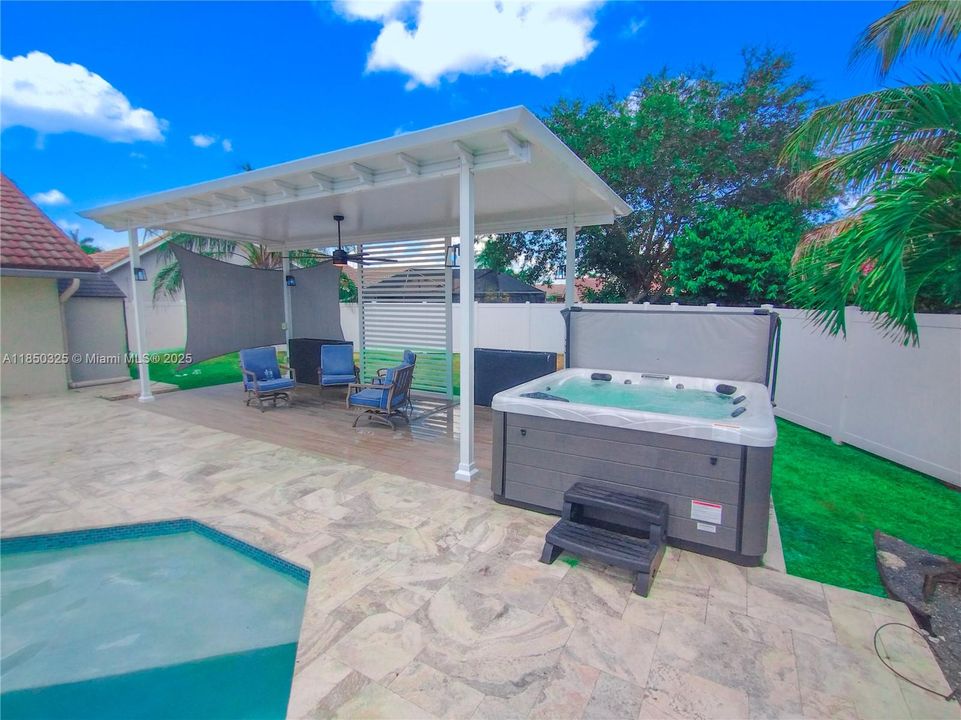 Recently Rented: $4,985 (4 beds, 2 baths, 3489 Square Feet)