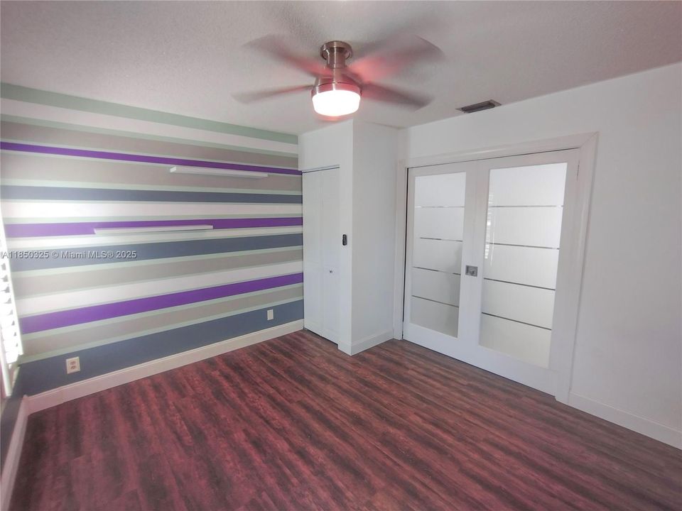 Recently Rented: $4,985 (4 beds, 2 baths, 3489 Square Feet)