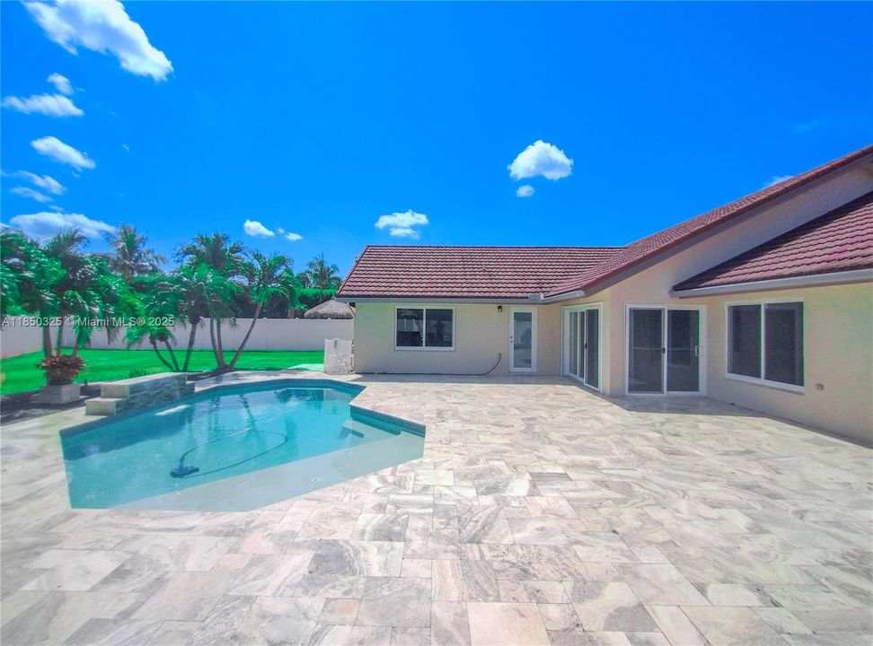 Recently Rented: $4,985 (4 beds, 2 baths, 3489 Square Feet)