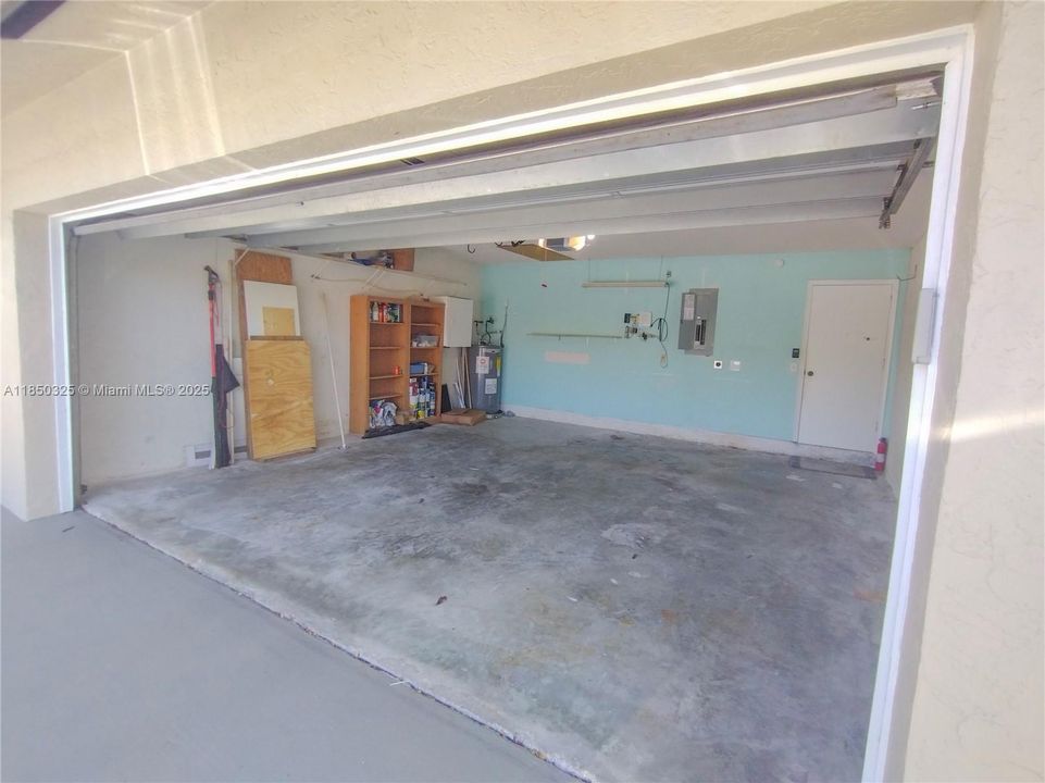 Recently Rented: $4,985 (4 beds, 2 baths, 3489 Square Feet)