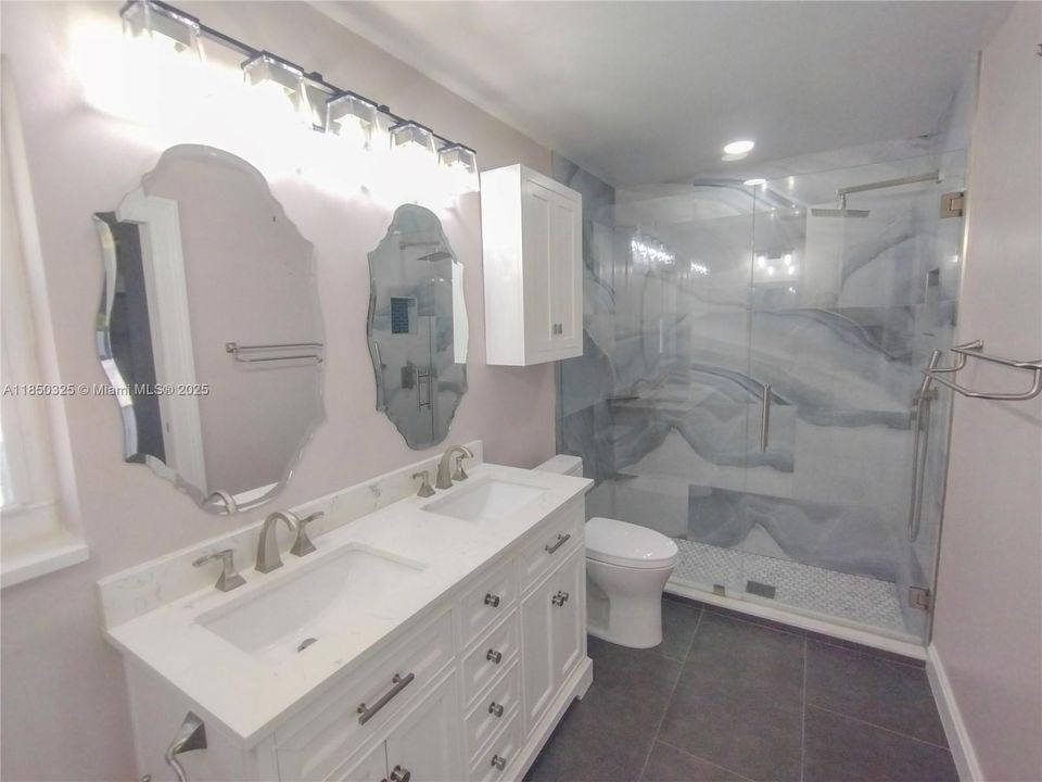 Recently Rented: $4,985 (4 beds, 2 baths, 3489 Square Feet)