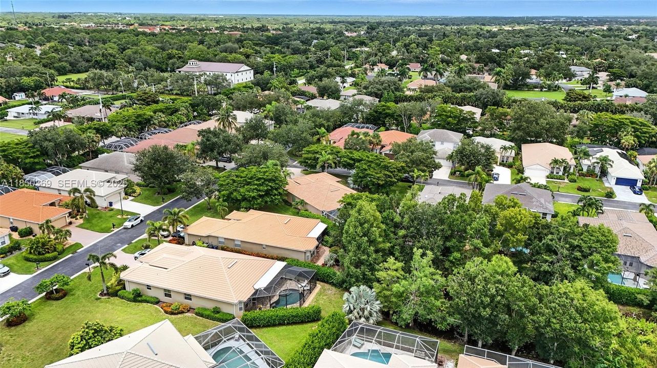 For Sale: $639,000 (3 beds, 2 baths, 2052 Square Feet)