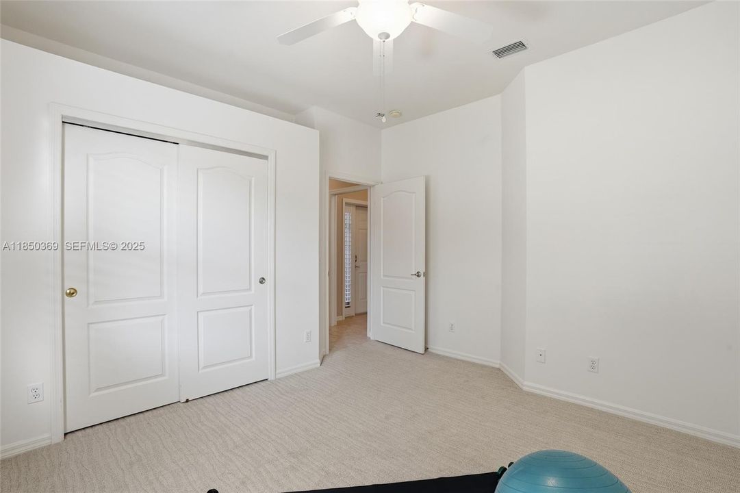 For Sale: $639,000 (3 beds, 2 baths, 2052 Square Feet)