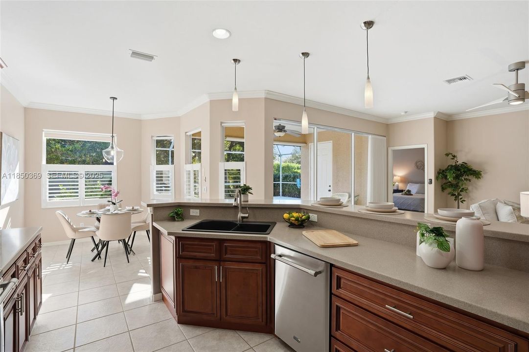 For Sale: $639,000 (3 beds, 2 baths, 2052 Square Feet)