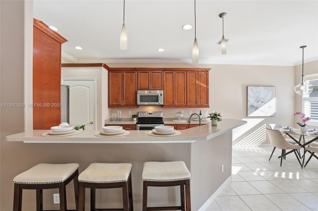 For Sale: $639,000 (3 beds, 2 baths, 2052 Square Feet)