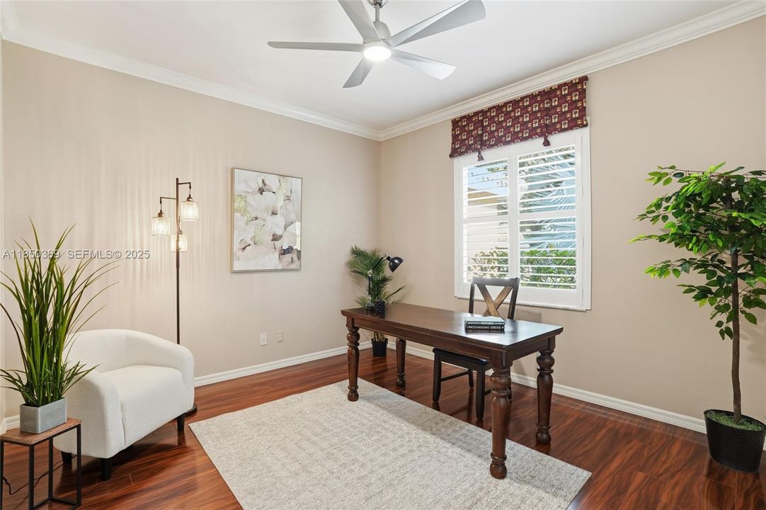 For Sale: $639,000 (3 beds, 2 baths, 2052 Square Feet)