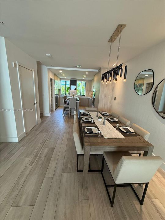 En Venta: $1,849,000 (5 camas, 4 baños, 2675 Pies cuadrados)