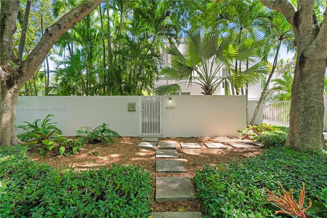 En Venta: $3,200,000 (3 camas, 2 baños, 2656 Pies cuadrados)