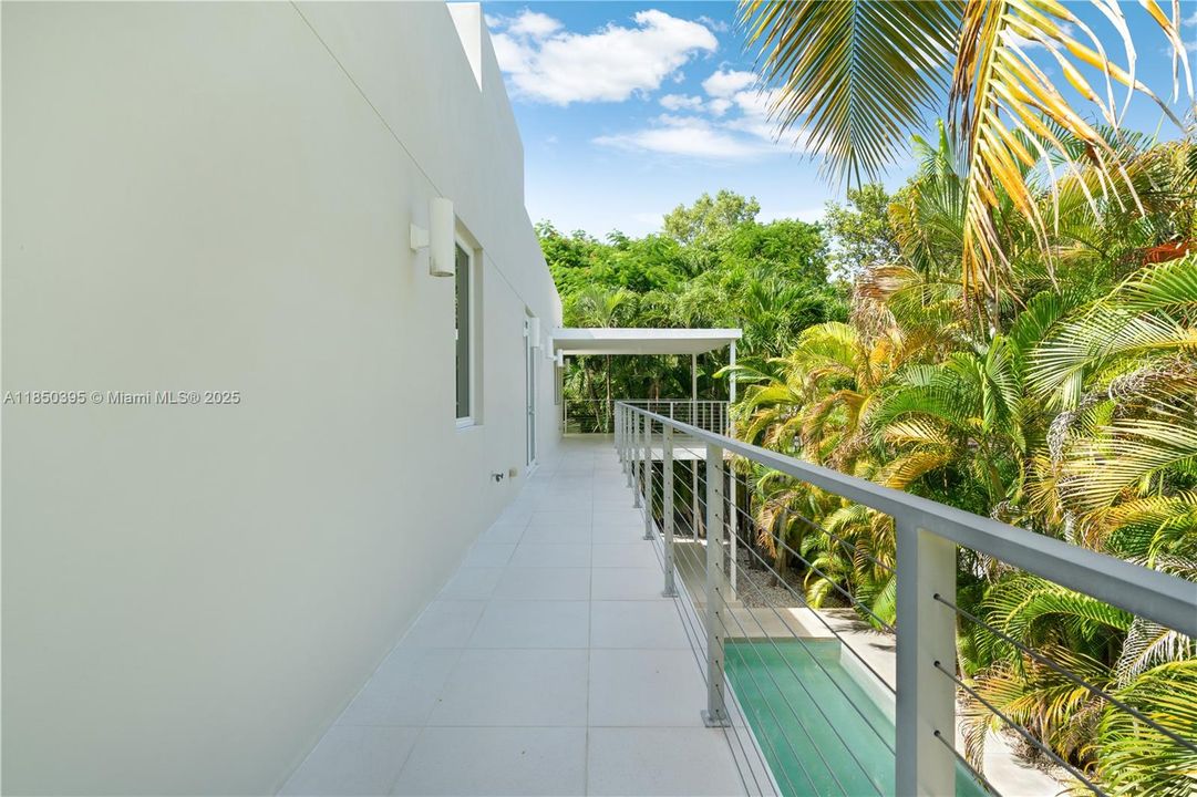 En Venta: $3,200,000 (3 camas, 2 baños, 2656 Pies cuadrados)