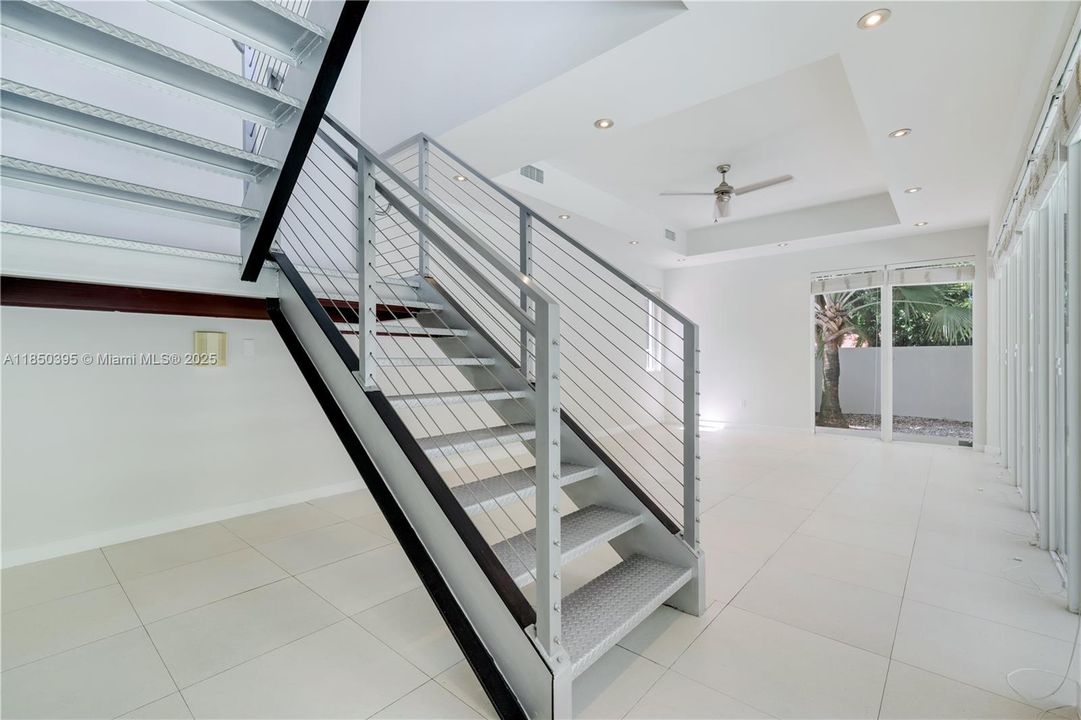 En Venta: $3,200,000 (3 camas, 2 baños, 2656 Pies cuadrados)